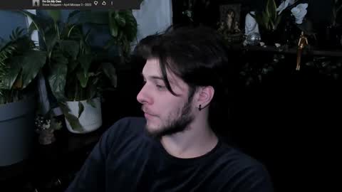 Snapshot of whiteegrimm chatting on February 18, 8:38 pm Gus online show from February 18, 8:38 pm