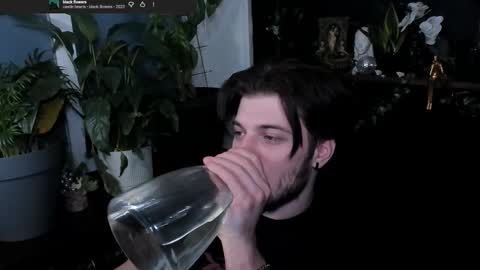 Snapshot of whiteegrimm chatting on February 19, 8:49 pm Gus online show from February 19, 8:49 pm