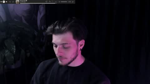 Snapshot of whiteegrimm chatting on April 11, 9:19 pm Gus online show from April 11, 9:19 pm