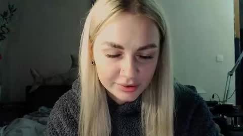 whitehex666 online show from November 30, 4:55 pm