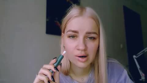 whitehex666 online show from February 8, 9:02 am