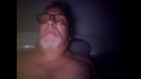 Snapshot of whiteoak19522 chatting on April 1, 9:54 am whiteoak19522 online show from April 1, 9:54 am