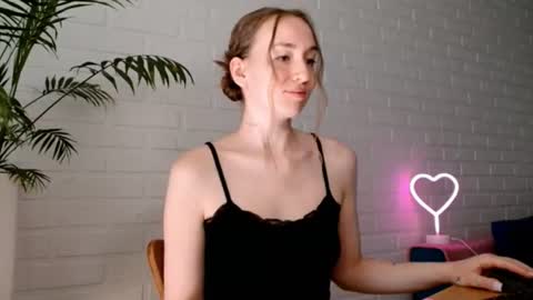 Snapshot of whiteprincessluna chatting on July 19, 11:58 am You wont find me here on Saturdays and Sundays online show from July 19, 11:58 am