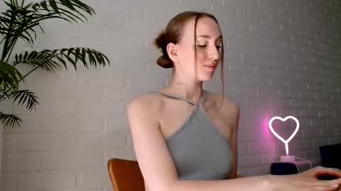 Snapshot of whiteprincessluna chatting on July 26, 12:01 pm You wont find me here on Saturdays and Sundays online show from July 26, 12:01 pm