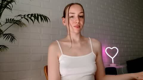 Snapshot of whiteprincessluna chatting on July 27, 12:01 pm You wont find me here on Saturdays and Sundays online show from July 27, 12:01 pm