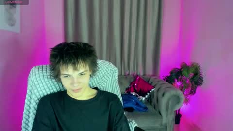 Geoffrey online show from October 20, 5:02 pm