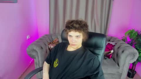 Geoffrey online show from March 18, 2:09 pm