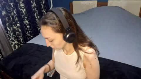 Cindy online show from April 27, 4:16 pm