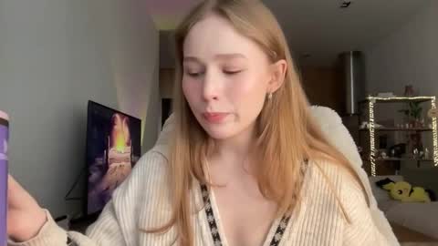 Alisa online show from October 22, 7:41 am