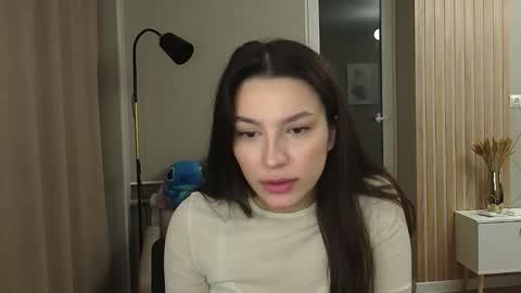 Snapshot of whoislulu chatting on March 1, 6:43 pm whoislulu online show from March 1, 6:43 pm