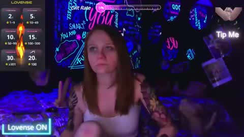 Snapshot of whosplayingwithfire chatting on March 10, 11:32 am Fire C online show from March 10, 11:32 am