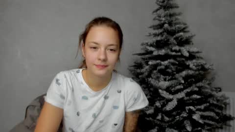 Veronica online show from December 13, 6:49 pm