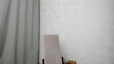 Snapshot of why_again_me chatting on February 25, 7:56 pm Veronica online show from February 25, 7:56 pm