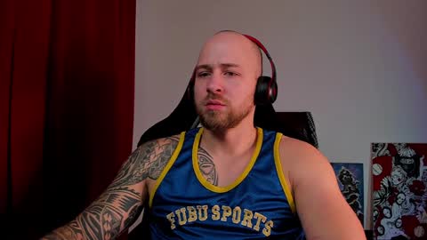 VI online show from December 14, 5:25 pm