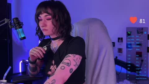 iggy iggz online show from December 29, 1:13 am