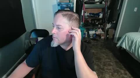 whywhywhy23501 online show from March 16, 12:49 am