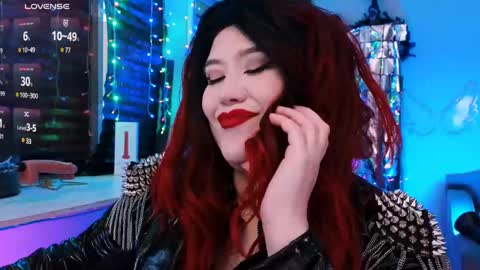 Snapshot of wickedxqueen chatting on February 19, 5:27 am Laura online show from February 19, 5:27 am