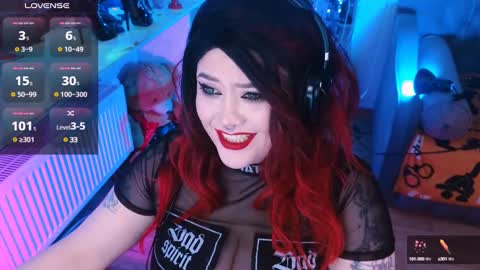 Snapshot of wickedxqueen chatting on February 26, 4:36 am Laura online show from February 26, 4:36 am