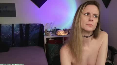 Gretchen  Jimmy online show from October 4, 5:27 am