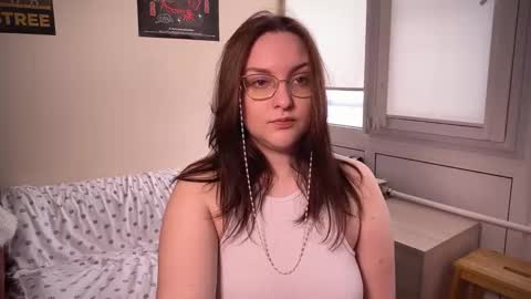 Snapshot of wievin chatting on February 15, 9:16 am VI online show from February 15, 9:16 am