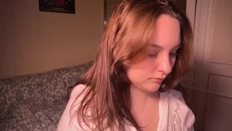 Snapshot of wievin chatting on February 19, 5:06 pm VI online show from February 19, 5:06 pm