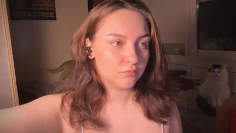 Snapshot of wievin chatting on February 23, 6:01 pm VI online show from February 23, 6:01 pm