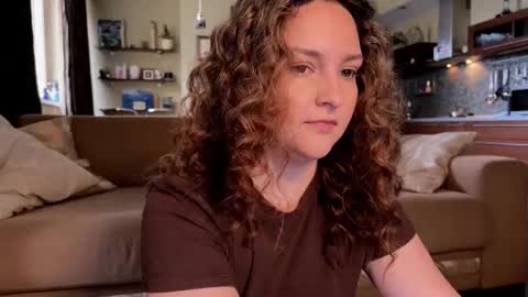 Snapshot of wievin chatting on September 25, 11:25 am VI online show from September 25, 11:25 am