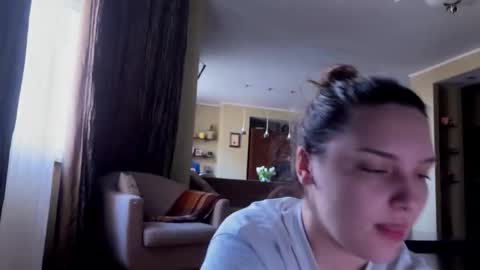 Snapshot of wievin chatting on November 5, 8:03 am VI online show from November 5, 8:03 am