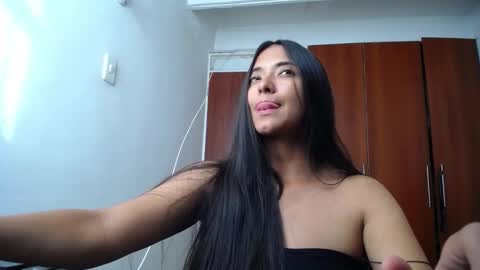 Snapshot of wifhot chatting on October 17, 7:27 pm Ilauren online show from October 17, 7:27 pm