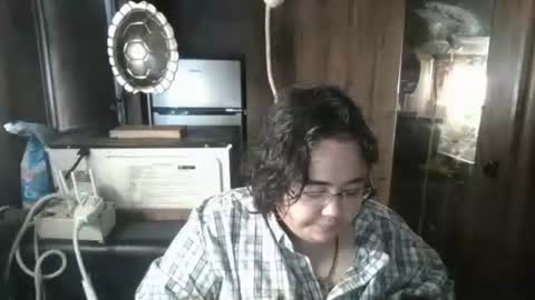 Snapshot of wigper chatting on November 8, 8:40 pm wigper online show from November 8, 8:40 pm