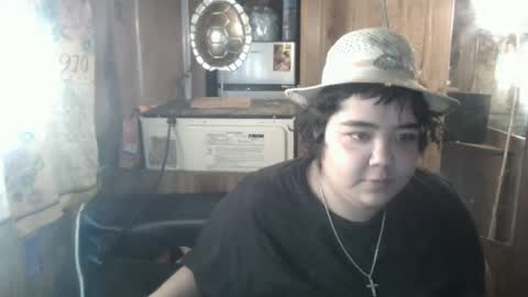 wigper online show from March 2, 11:33 pm