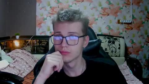 wiiinkyyy online show from October 27, 3:49 pm