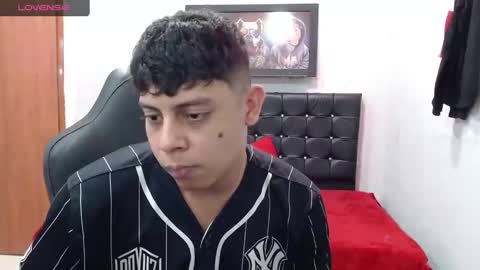 Snapshot of wiilliam_20 chatting on February 27, 6:20 pm wiilliam online show from February 27, 6:20 pm