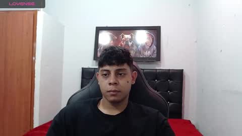 Snapshot of wiilliam_20 chatting on March 3, 5:07 pm wiilliam online show from March 3, 5:07 pm