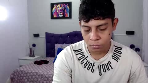 Snapshot of wiilliam_20 chatting on September 22, 1:57 pm wiilliam online show from September 22, 1:57 pm