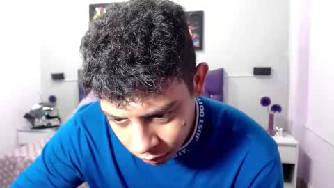 Snapshot of wiilliam_20 chatting on November 13, 2:49 pm wiilliam online show from November 13, 2:49 pm