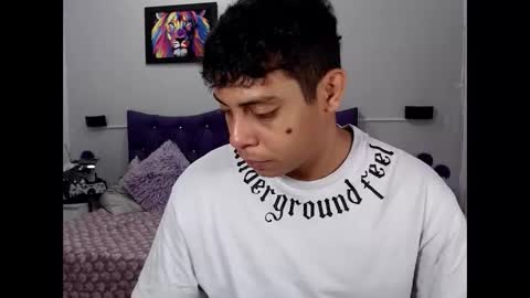 Snapshot of wiilliam_20 chatting on November 16, 1:06 pm wiilliam online show from November 16, 1:06 pm