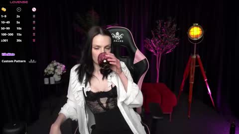 Alice online show from March 13, 4:02 pm