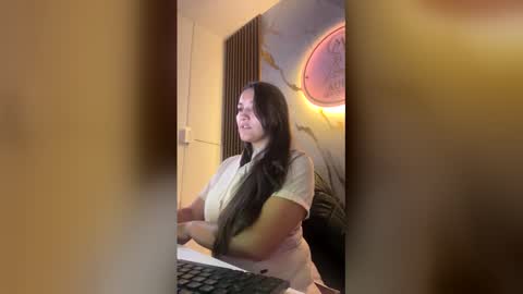 Snapshot of wild_aura chatting on March 30, 8:54 pm wild_aura online show from March 30, 8:54 pm