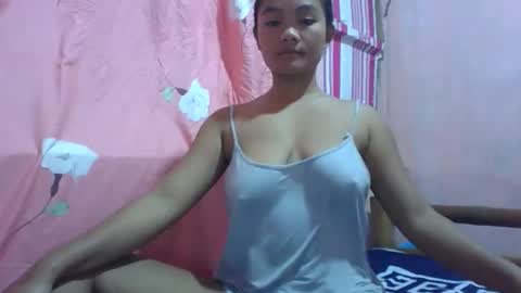 wildchilly_pearl19 online show from December 14, 11:31 pm