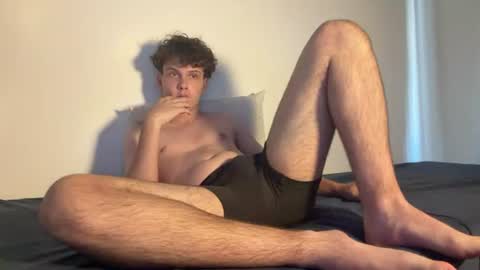 Snapshot of wilddesire18 chatting on July 22, 5:05 pm wilddesire18 online show from July 22, 5:05 pm