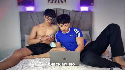 Snapshot of wilddesiree_ chatting on February 13, 3:35 am WildDesire online show from February 13, 3:35 am