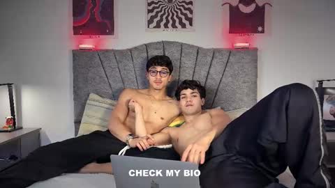 Snapshot of wilddesiree_ chatting on February 19, 2:18 am WildDesire online show from February 19, 2:18 am