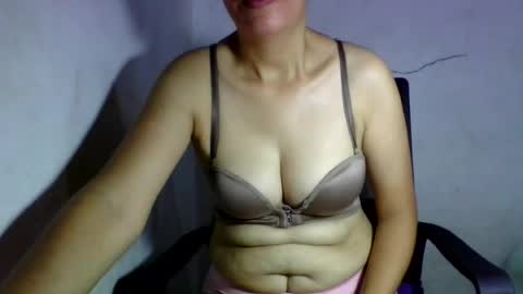 xxLavanderxx online show from June 16, 6:16 am
