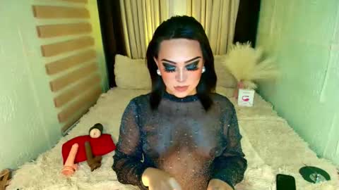 Snapshot of wildhotivana chatting on September 24, 3:43 am ivana online show from September 24, 3:43 am