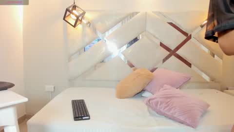 Kitty online show from February 12, 5:13 am