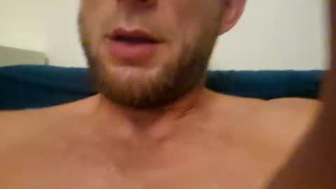 Snapshot of wildmike93 chatting on June 28, 9:43 pm wildmike93 online show from June 28, 9:43 pm