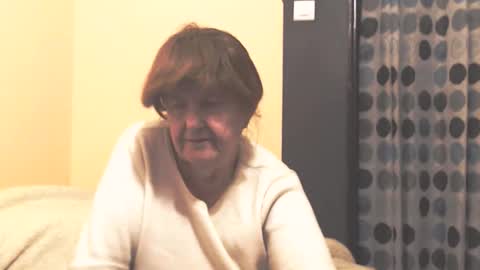 WildRedCat online show from December 18, 10:05 pm