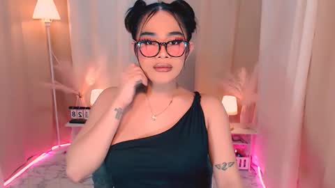 shea online show from October 2, 12:39 am