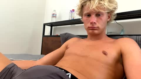 Snapshot of will598276 chatting on September 11, 9:26 pm Will online show from September 11, 9:26 pm